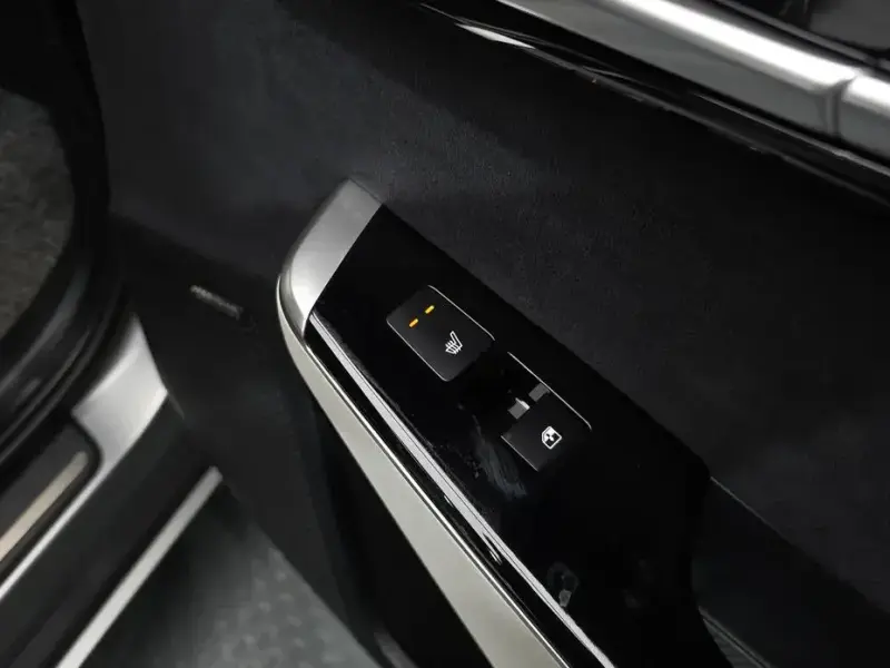 2024 Kia EV6 с пробегом 45 412 км