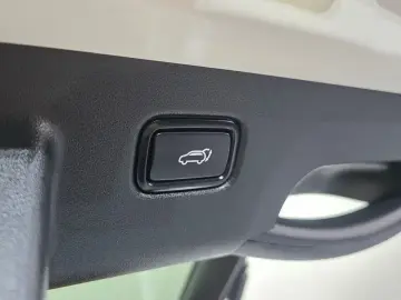2023 Kia EV6 с пробегом 98 651 км