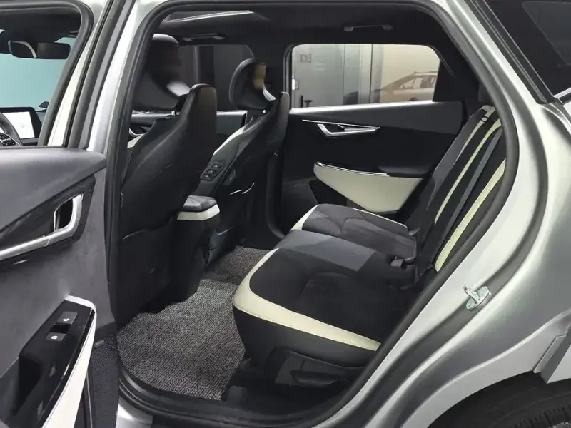 2024 Kia EV6 с пробегом 45 412 км