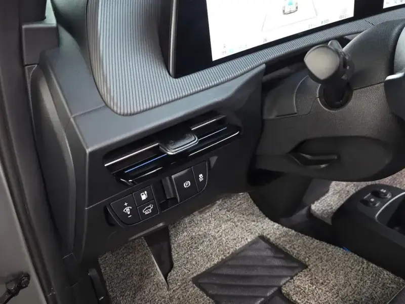 2024 Kia EV6 с пробегом 45 412 км