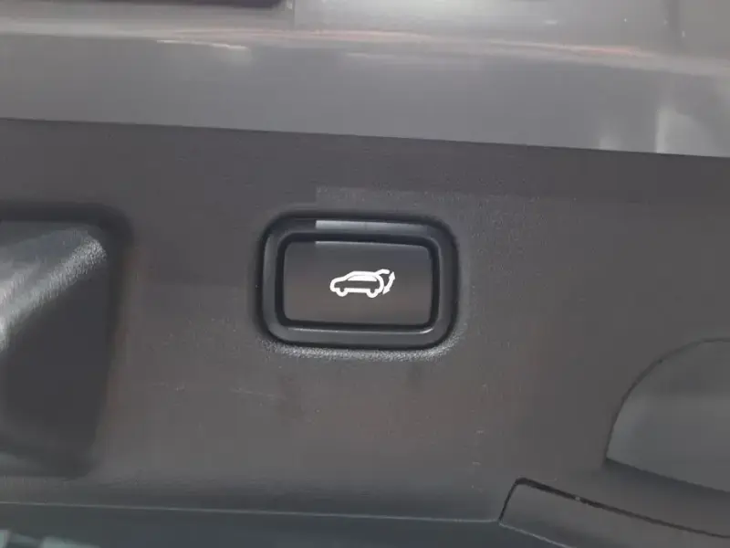 2024 Kia EV6 с пробегом 45 412 км