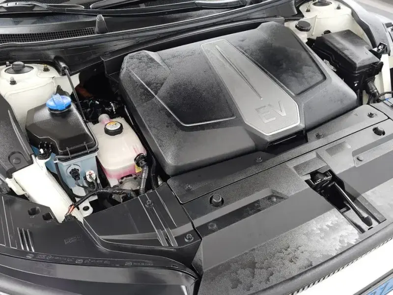 2022 Kia EV6 с пробегом 66 912 км