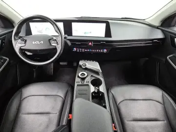2022 Kia EV6 с пробегом 66 912 км