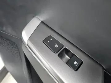 2022 Kia EV6 с пробегом 66 912 км