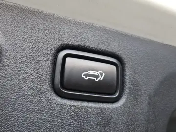 2022 Kia EV6 с пробегом 66 912 км
