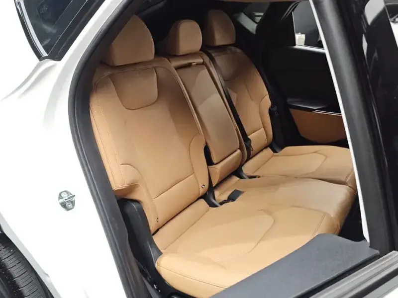 2023 Kia EV6 с пробегом 77 909 км