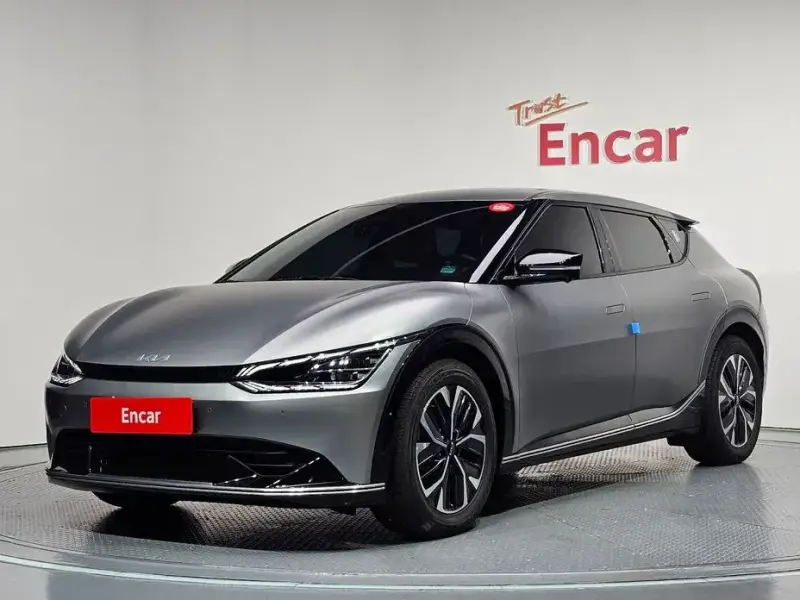 2022 Kia EV6 с пробегом 64 123 км