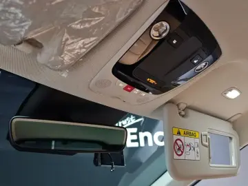 2023 Kia EV6 с пробегом 77 909 км