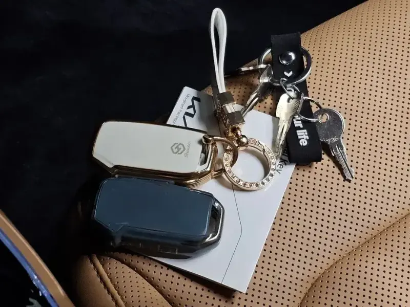 2023 Kia EV6 с пробегом 77 909 км