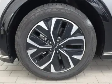 2022 Kia EV6 с пробегом 64 123 км