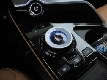 2022 Kia EV6 с пробегом 64 123 км