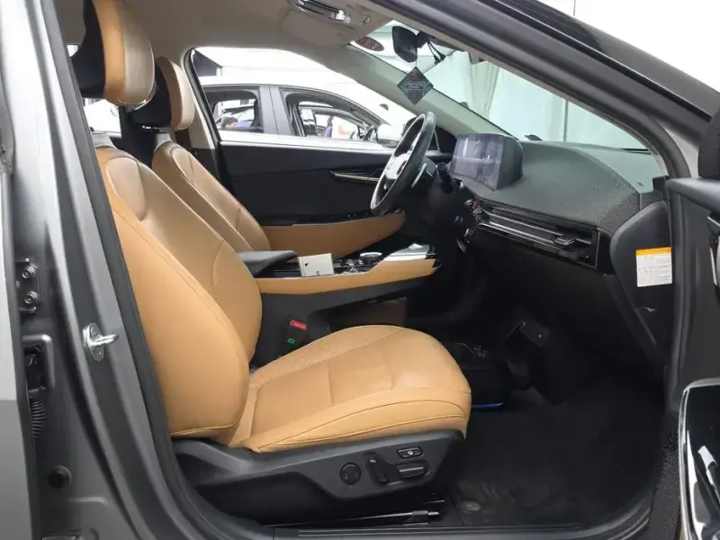 2022 Kia EV6 с пробегом 64 123 км