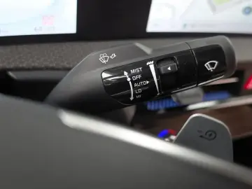 2022 Kia EV6 с пробегом 64 123 км