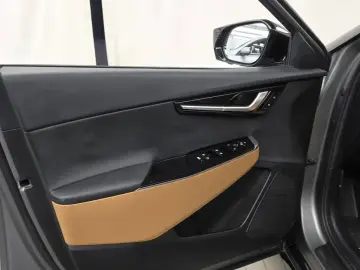 2022 Kia EV6 с пробегом 64 123 км