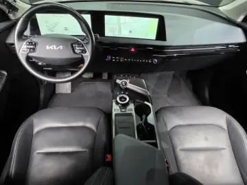 2023 Kia EV6 с пробегом 8 407 км