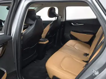 2022 Kia EV6 с пробегом 64 123 км