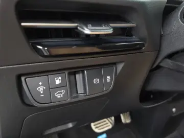 2022 Kia EV6 с пробегом 64 123 км