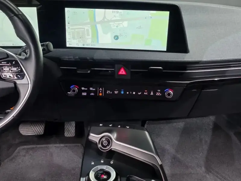 2023 Kia EV6 с пробегом 8 407 км