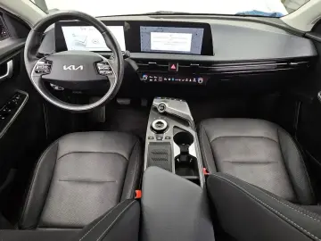2023 Kia EV6 с пробегом 24 304 км