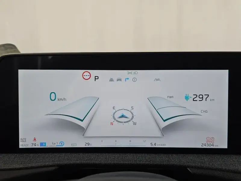 2023 Kia EV6 с пробегом 24 304 км