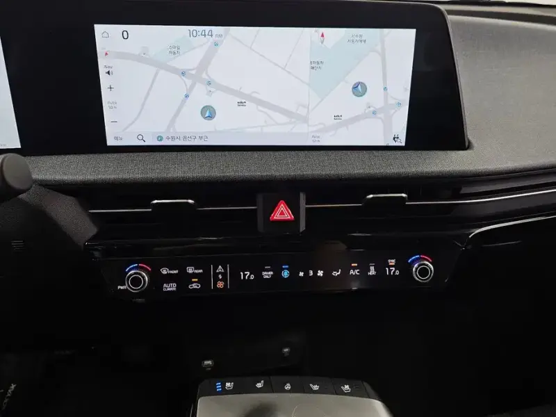 2023 Kia EV6 с пробегом 24 304 км