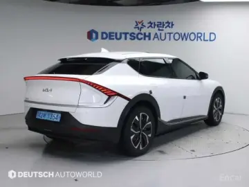 2023 Kia EV6 с пробегом 43 660 км