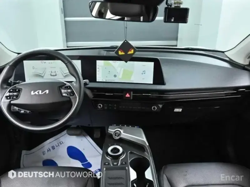 2023 Kia EV6 с пробегом 43 660 км