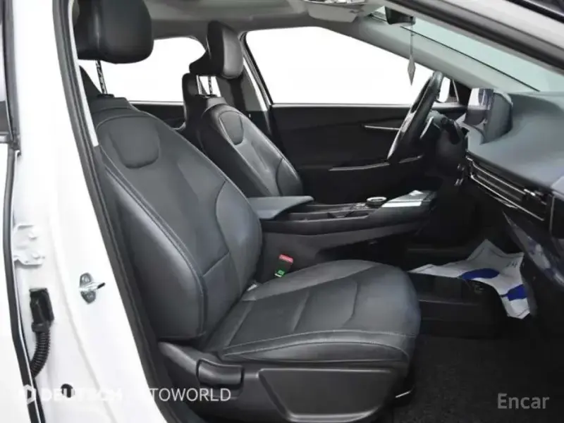 2023 Kia EV6 с пробегом 43 660 км
