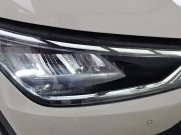 2023 Kia EV6 с пробегом 24 304 км