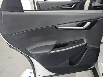2023 Kia EV6 с пробегом 24 304 км