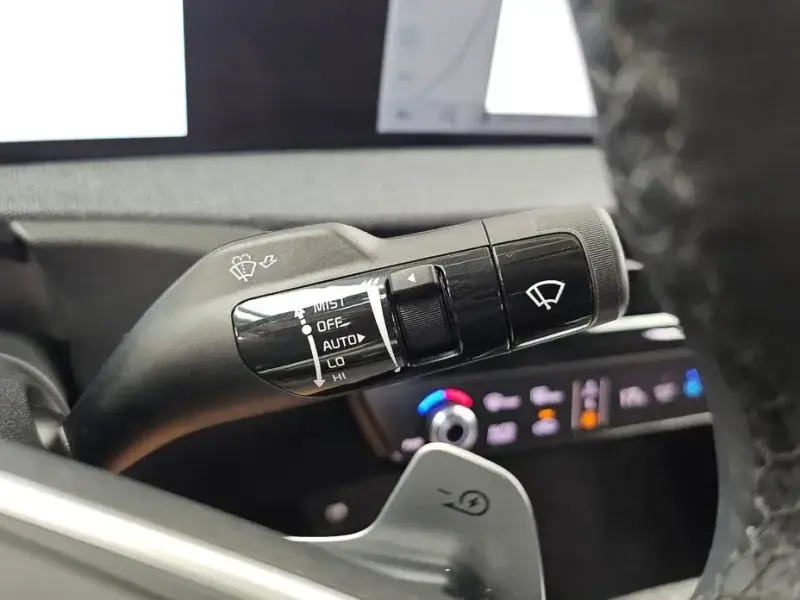 2023 Kia EV6 с пробегом 24 304 км