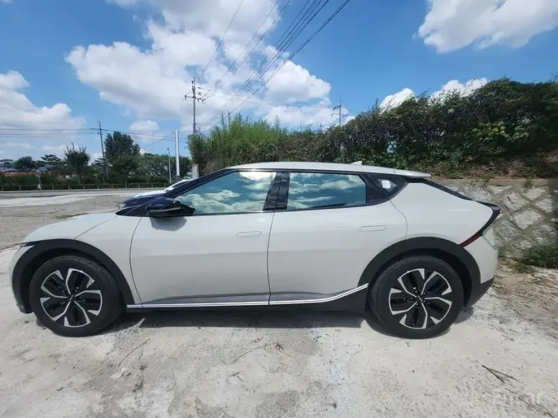 2023 Kia EV6 с пробегом 26 167 км