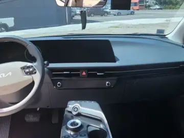 2023 Kia EV6 с пробегом 26 167 км