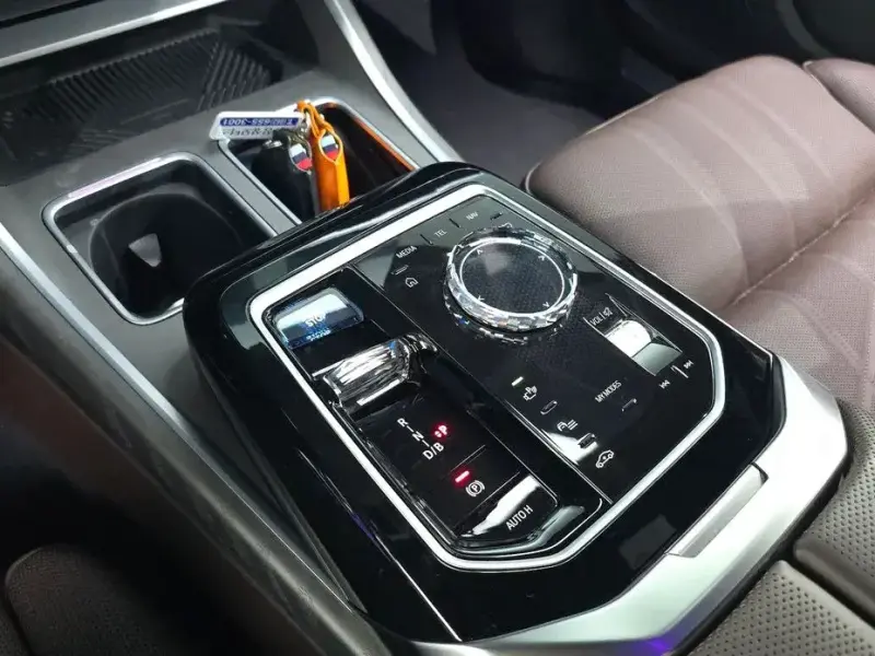 2023 BMW i7 с пробегом 38 841 км
