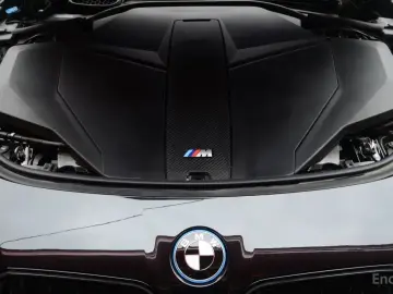 2025 BMW i7 с пробегом 19 850 км