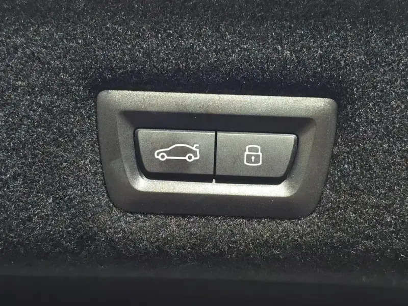 2023 BMW i7 с пробегом 38 841 км