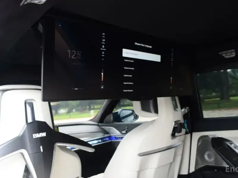 2025 BMW i7 с пробегом 19 850 км