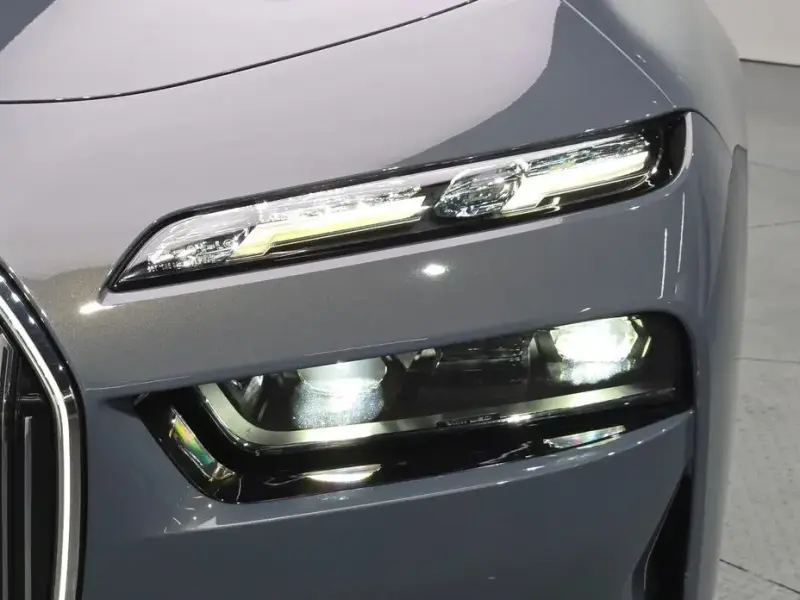 2023 BMW i7 с пробегом 38 841 км