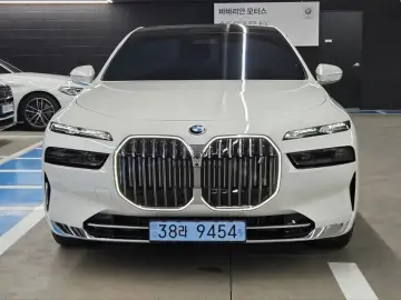 2026 BMW i7 с пробегом 1 900 км