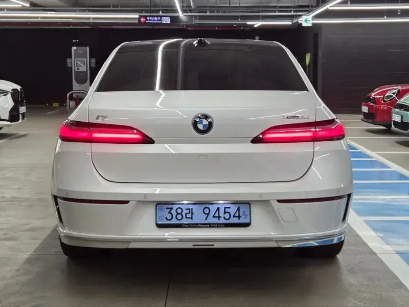 2026 BMW i7 с пробегом 1 900 км