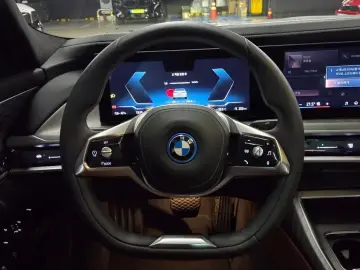 2026 BMW i7 с пробегом 1 900 км
