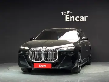 2023 BMW i7 с пробегом 105 525 км