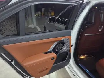 2026 BMW i7 с пробегом 1 900 км