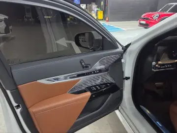 2026 BMW i7 с пробегом 1 900 км
