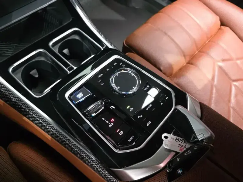 2023 BMW i7 с пробегом 105 525 км