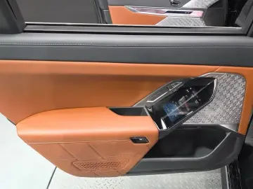 2023 BMW i7 с пробегом 105 525 км