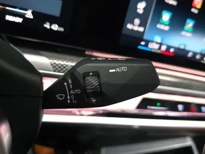 2023 BMW i7 с пробегом 105 525 км