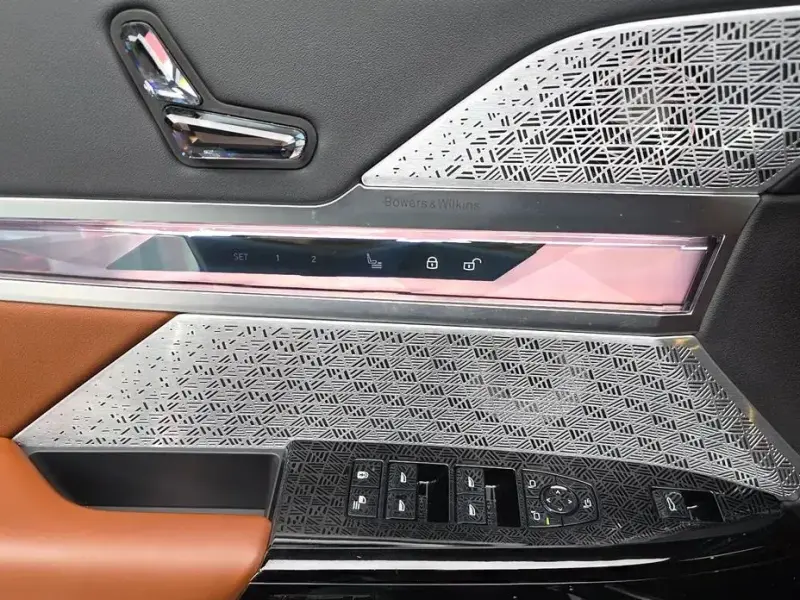 2023 BMW i7 с пробегом 105 525 км