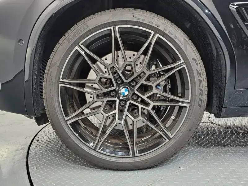 2025 BMW X5 M с пробегом 4 808 км