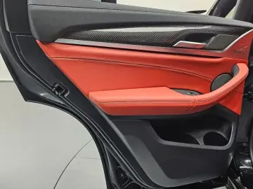 2025 BMW X5 M с пробегом 4 808 км
